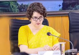 కేంద్రానికే చీకటి రోజు: ప్రియాంకా గాంధీ:కౌంటర్! 